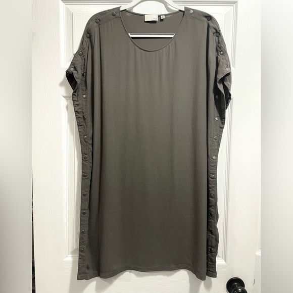 Wilfred Free Aritzia Army Green Aamito Snap Dress Short Sleeve Mini Size Medium - Picture 3 of 10